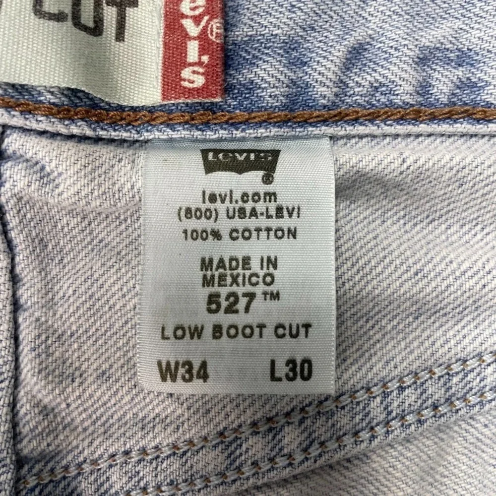 Levis 527 Y2K Boot Cut Jeans Mens 34x30 Fits 36x32 Light Blue Denim Cowboy